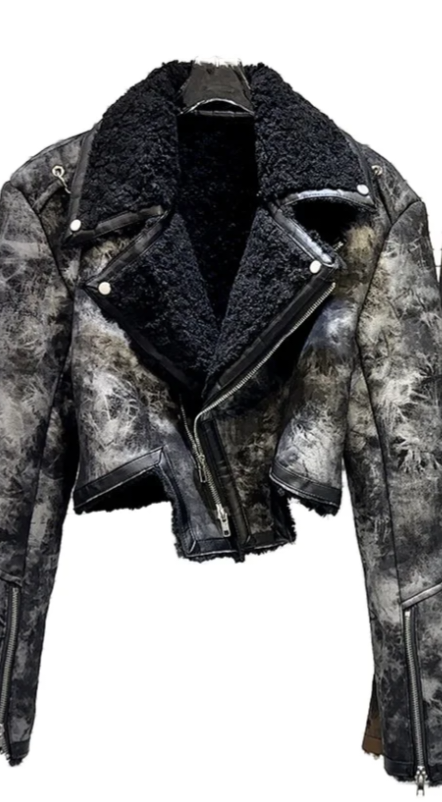 "Qveen of the cropped " Jacket